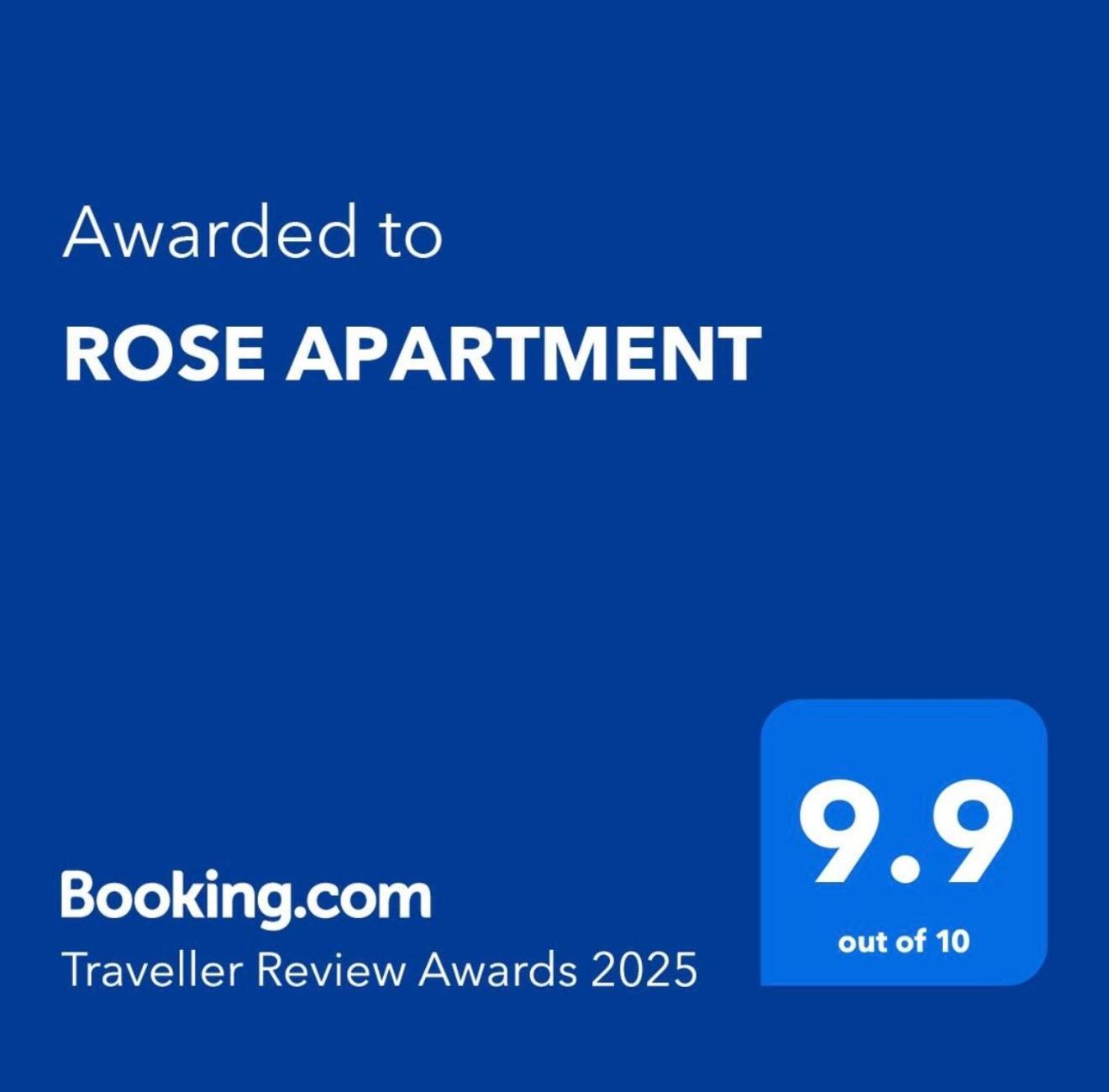 Rose Apartment Piatra Neamţ Extérieur photo